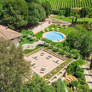 https://villa-campomaggio.it-tuscanyhotel.com