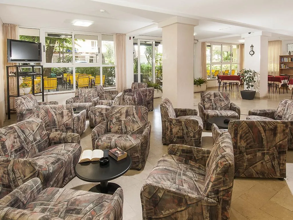 Mon Hotel Misano Adriatico 2*,